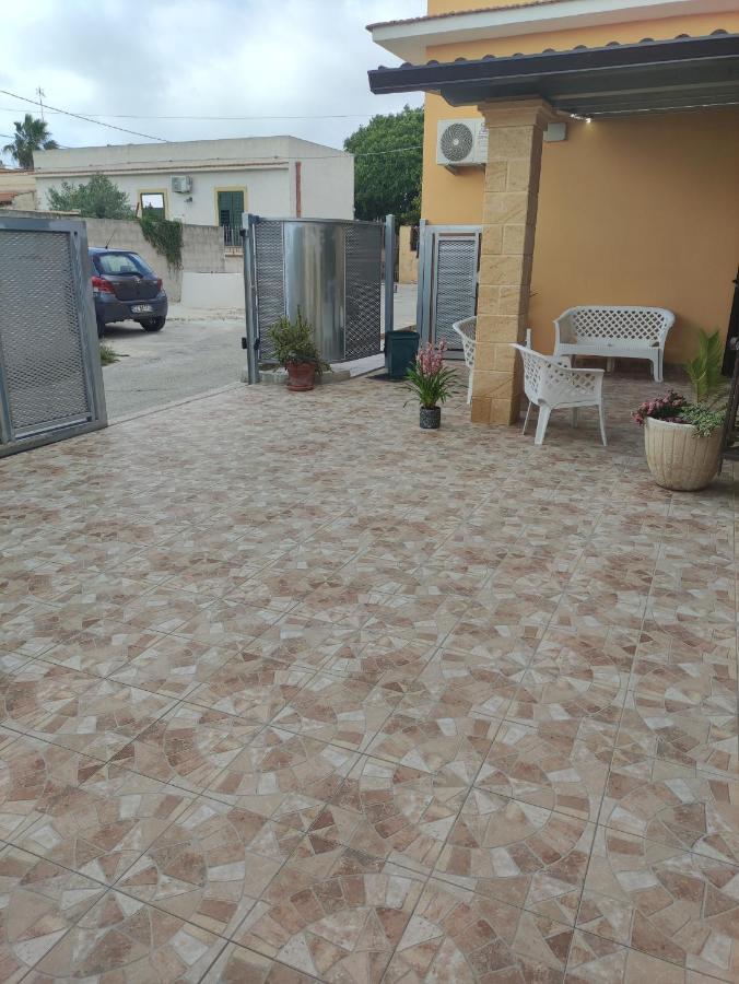 Casa Vacanze Nonna Tuzza Marsala Eksteriør billede